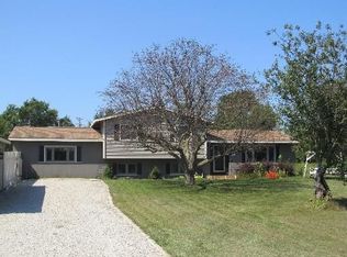 3S430 Briggs St, Naperville, IL 60563