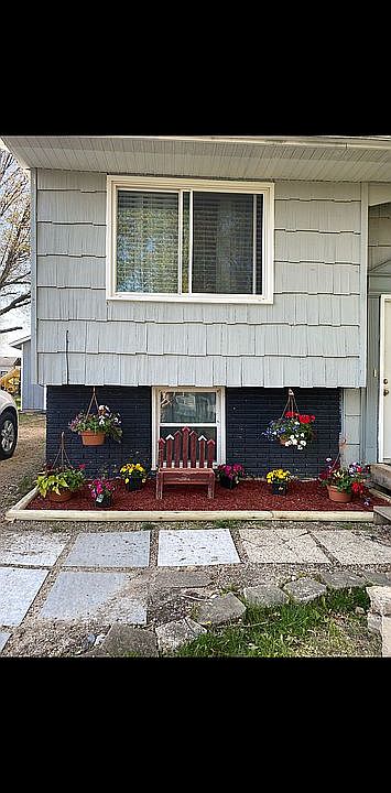1st image of 810 Henson St