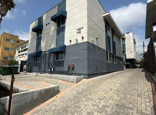 112-114 1/2 N Oxford Ave, Los Angeles, CA 90004