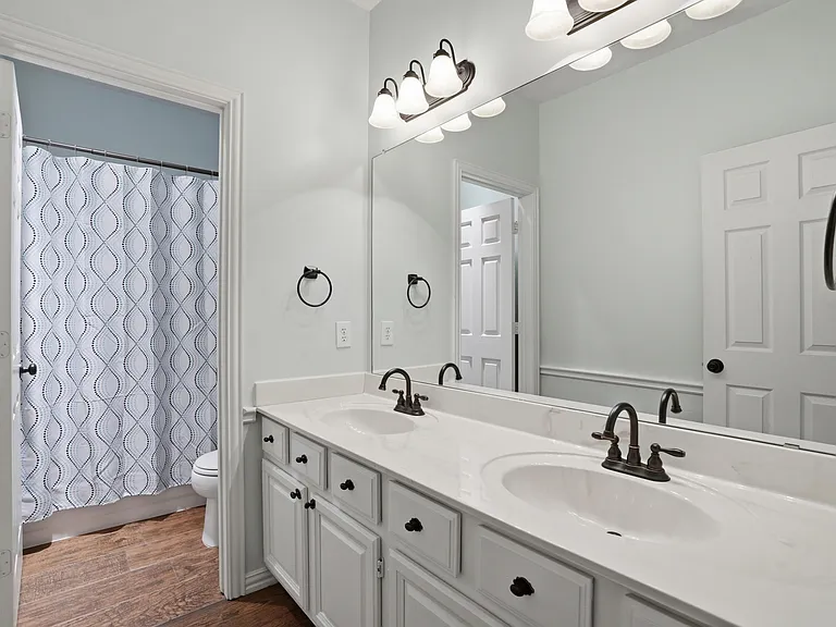 6613 Barclay Ln — Photo 16