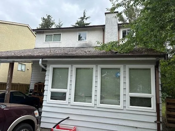 19753 Wildcrest Ave, Pitt Meadows, BC V3Y 1M3