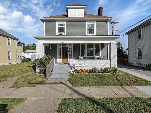 2nd image of 150 Wood St
