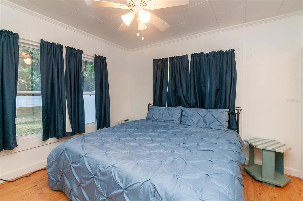 2 bed, 2.0 bath, 980 sqft, $2,450 — Photo 3