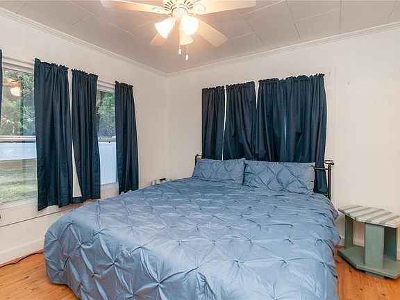 3rd image of 1235 Bass Blvd