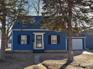 4817 W Mill Rd, Milwaukee, WI 53218