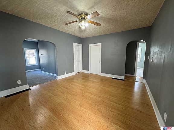 3rd image of 310 Thayer St