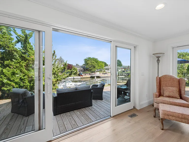 23 Whiting Rd — Photo 20