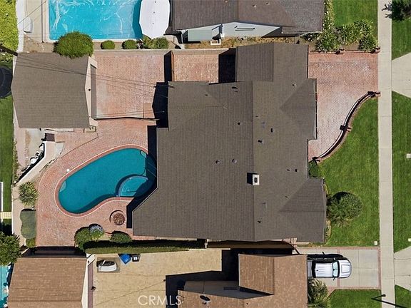4th image of 6313 Melvin Ave
