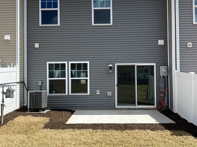 209 Sunbird Ln — Photo 9