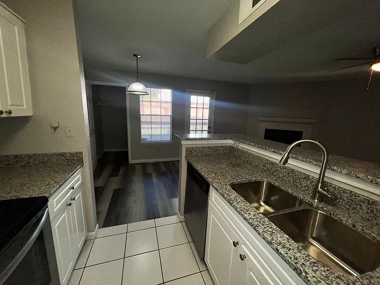 4355 Perkinshire Ln #M-104 — Photo 9