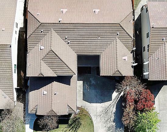 2nd image of 2479 Meadowlark Cir