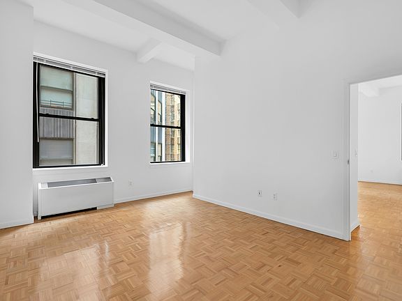 5th image of 85 John St APT 9L