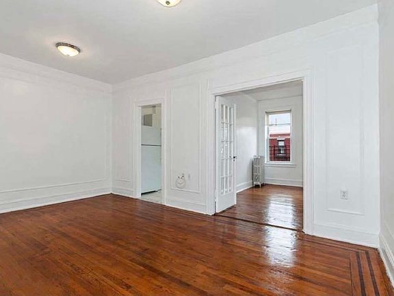 5th image of 45-47 40th St #3F