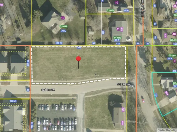 10th Ave SW, Mount Vernon, IA 52314