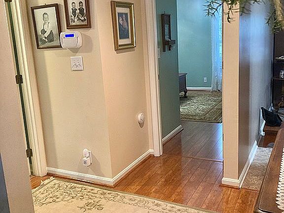 Hallway between bedrooms