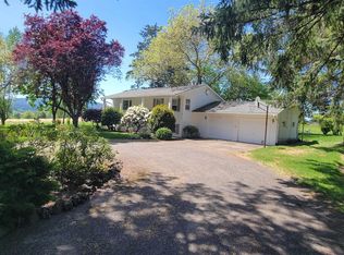 16765 NE Kings Grade, Newberg, OR 97132