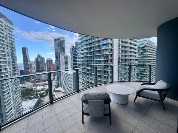 1000 Brickell Plz #3302, Miami, FL 33131
