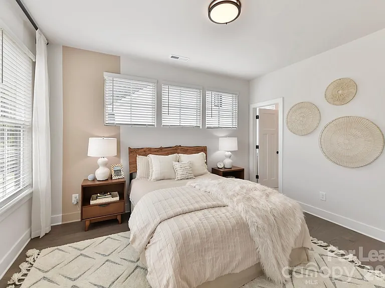 312 S Turner Ave #12 — Photo 9