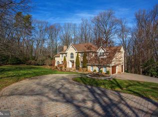 1761 Brookside Ln, Vienna, VA 22182