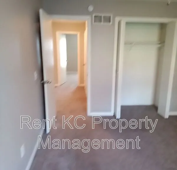 7013 Orchard St — Photo 25