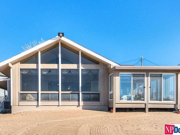 3rd image of 17324 Beach Cir
