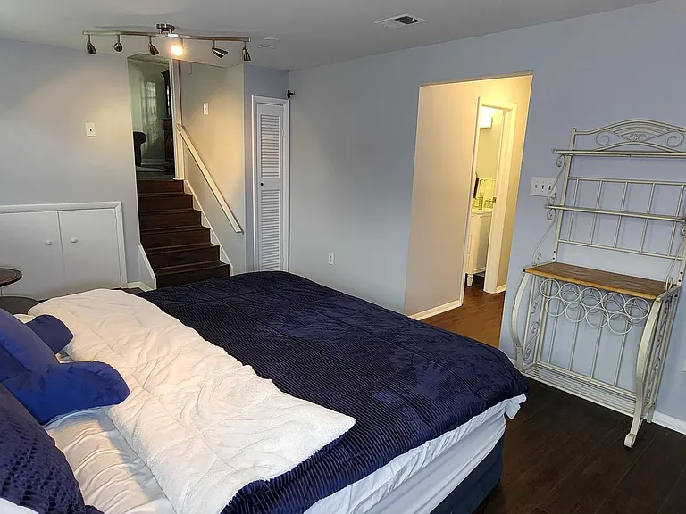 4 Big Stone Ct — Photo 10