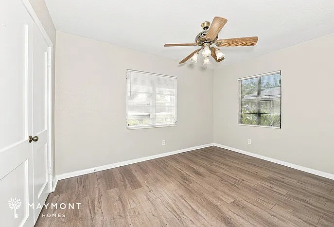 402 Ariana Ave — Photo 10