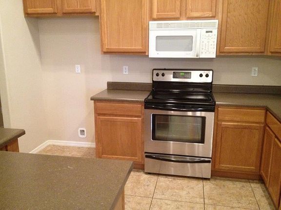 5th image of 766 W Thunderbird Dr