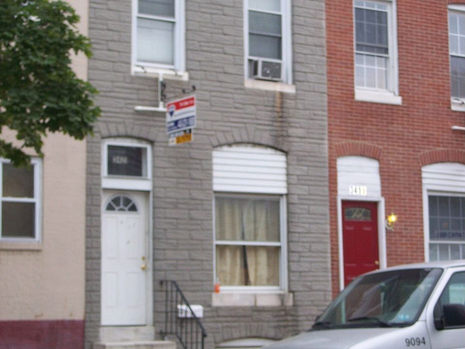 Exterior Street