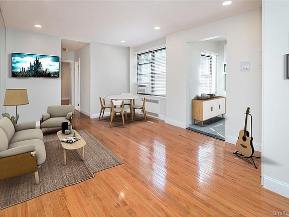 5th image of 7 Bond St APT 3B