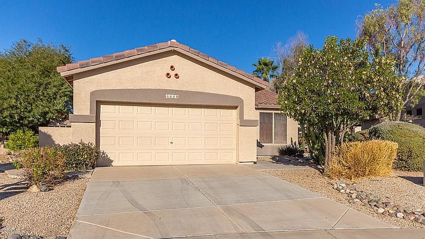 1st image of 4668 E Peartree Ln