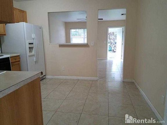 3rd image of 3762 Patio Ct