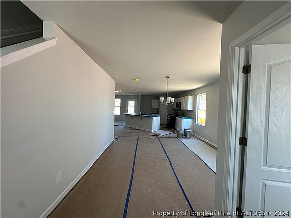 2nd image of 263 Chinook Lot 11