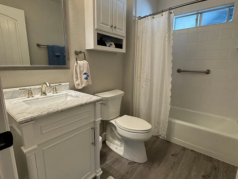 184 Cypress Ave — Photo 8