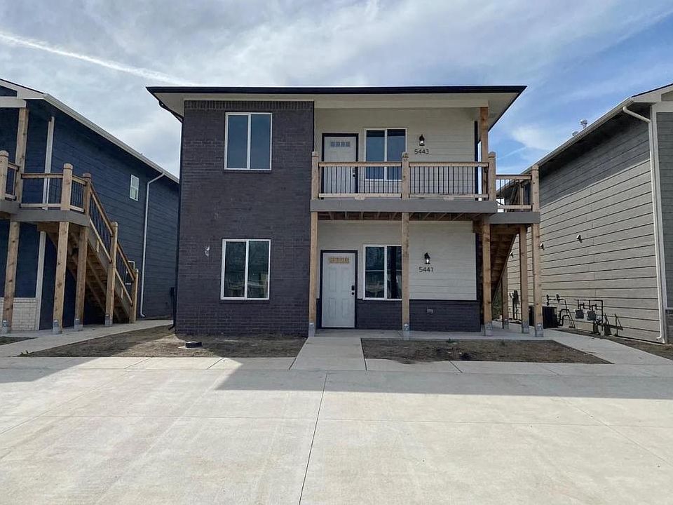 1st image of 5441 N Bressler Dr