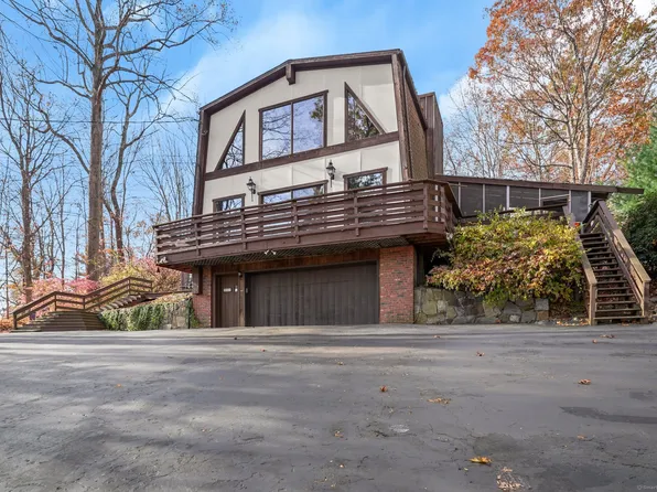 237 Strobel Road, Trumbull, CT 06611