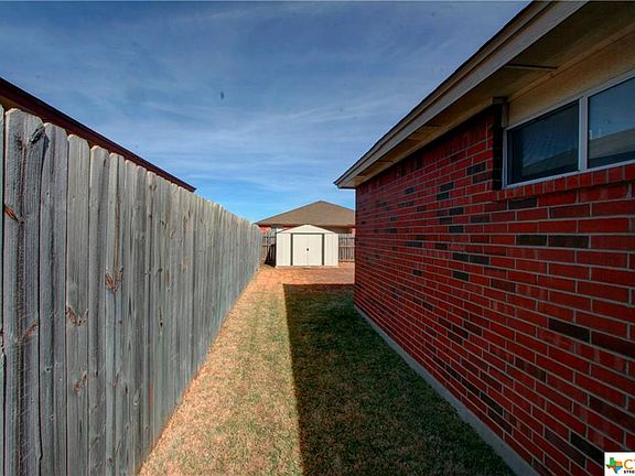 4th image of 3503 Beagle Ct