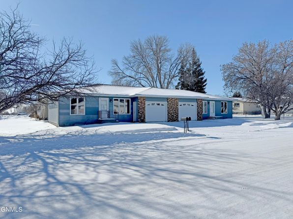 bismarck-north-dakota-447600754 picture