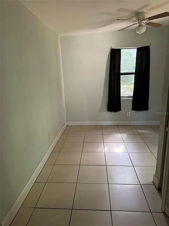 4 bed, 2.0 bath, 1259 sqft, $1,975 — Photo 3