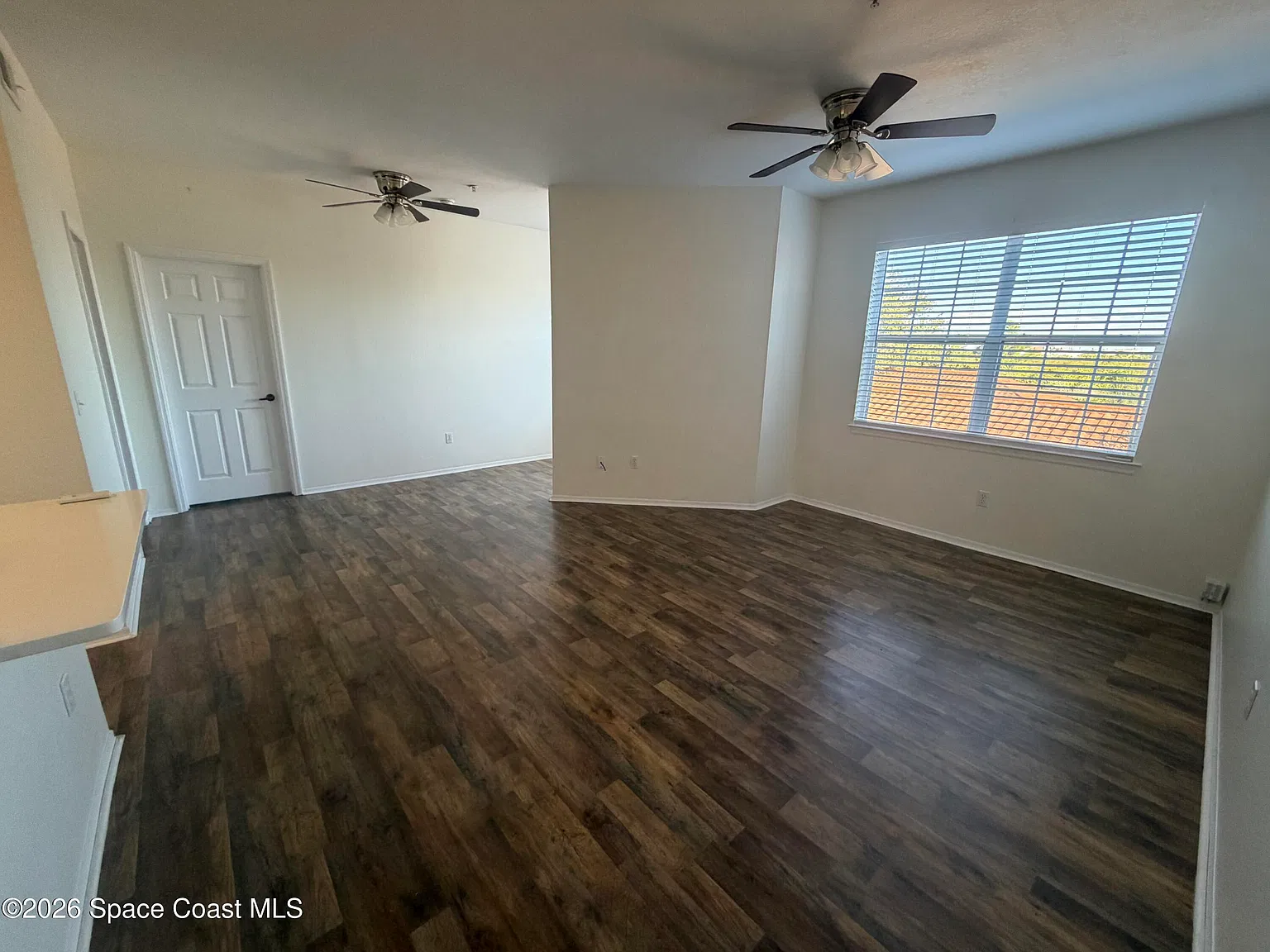 2 bed, 2.0 bath, 1020 sqft, $1,900 — Photo 4