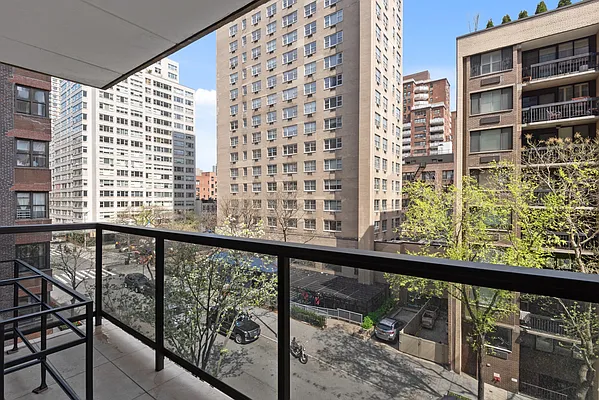 Rented by Corcoran | media 6