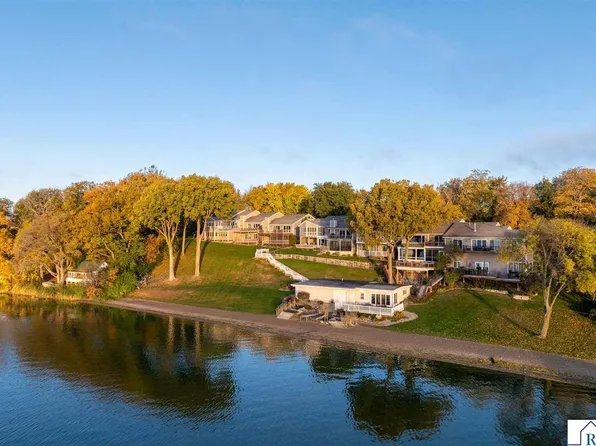 1505 Squirrels Nest Rd, Kasota, MN 56050