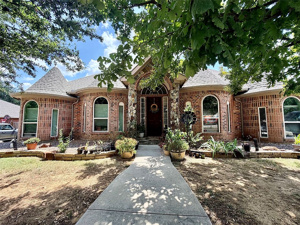 1st image of 110 Monday Haus Ln
