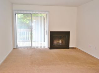 710 Edgewater Dr APT 103, Salisbury, MD 21804
