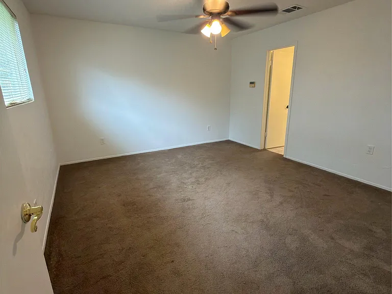 5601 Porsche Ln — Photo 8