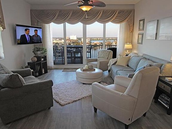 5th image of 530 S Gulfview Blvd APT 800