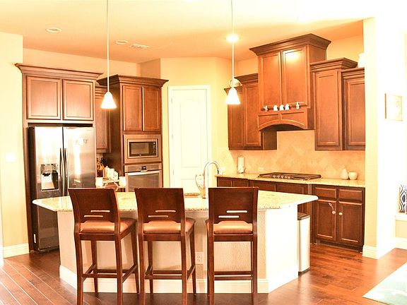 5th image of 1804 Brown Stone Dr