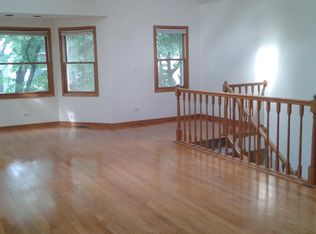 1739 W Nelson St #3, Chicago, IL 60657