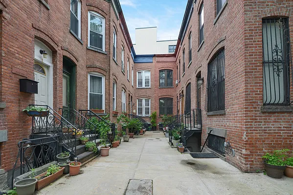 Rented by Harlem Lofts | media 2