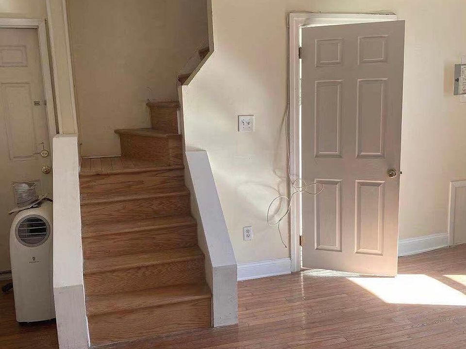 1st image of 238 S 44th St Unit 1